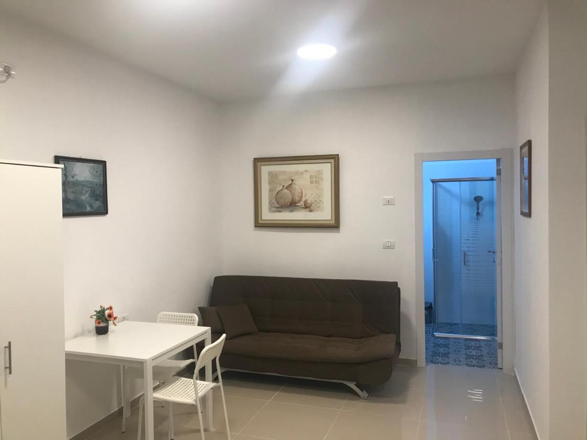 Isramax Apartment Near The Sea. Бат-Ям Экстерьер фото